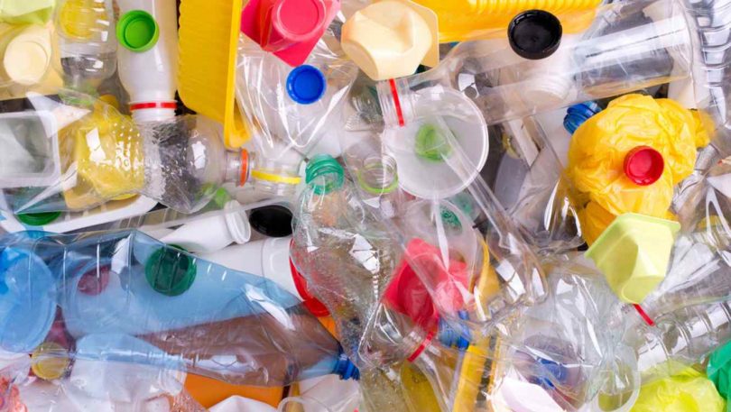 Materiais recicláveis - Plástico